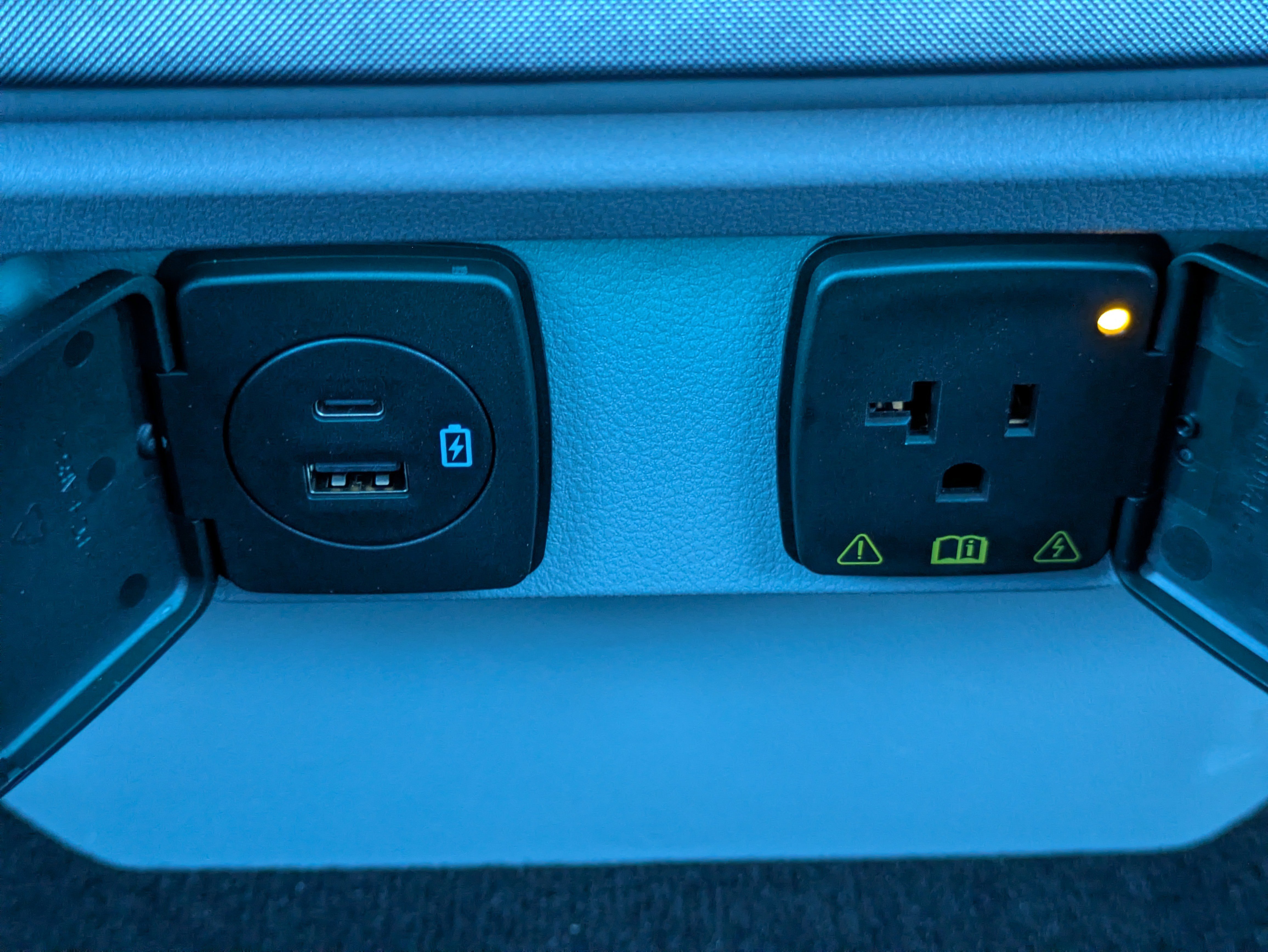 Used 2021 Ford F150 Limited image 8