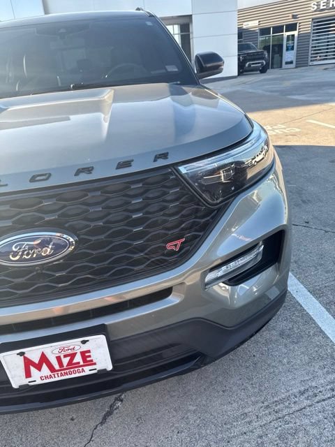 Certified 2020 Ford Explorer ST w/ Premium Technology Package AWD/4WD image 32