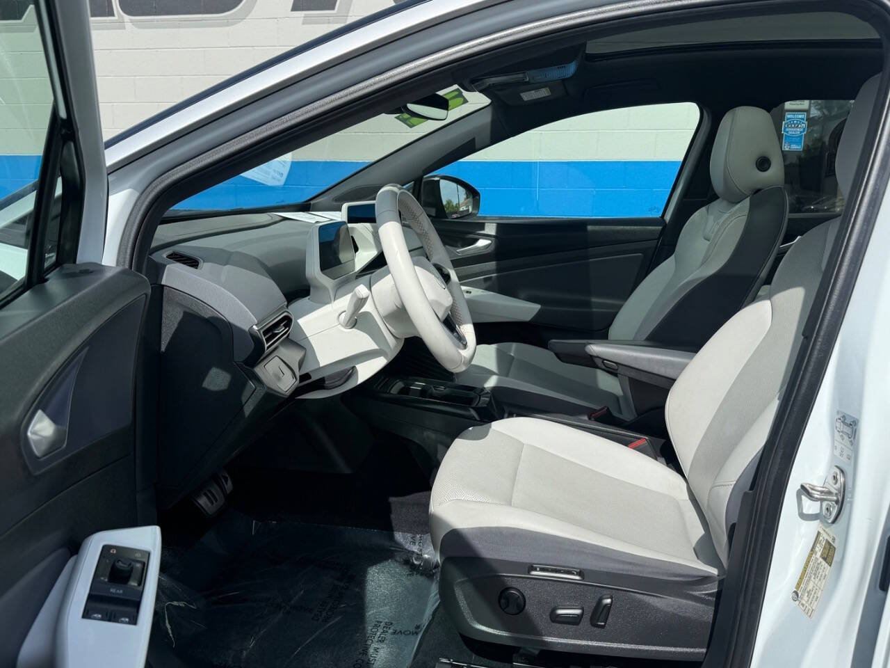 Used 2021 Volkswagen ID.4 1st Edition RWD image 9