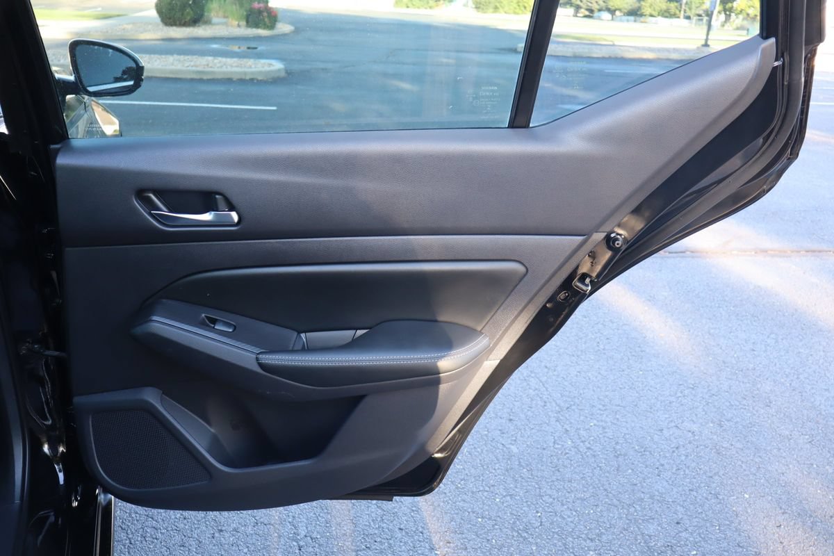 Used 2019 Nissan Altima 2.5 SV FWD image 25