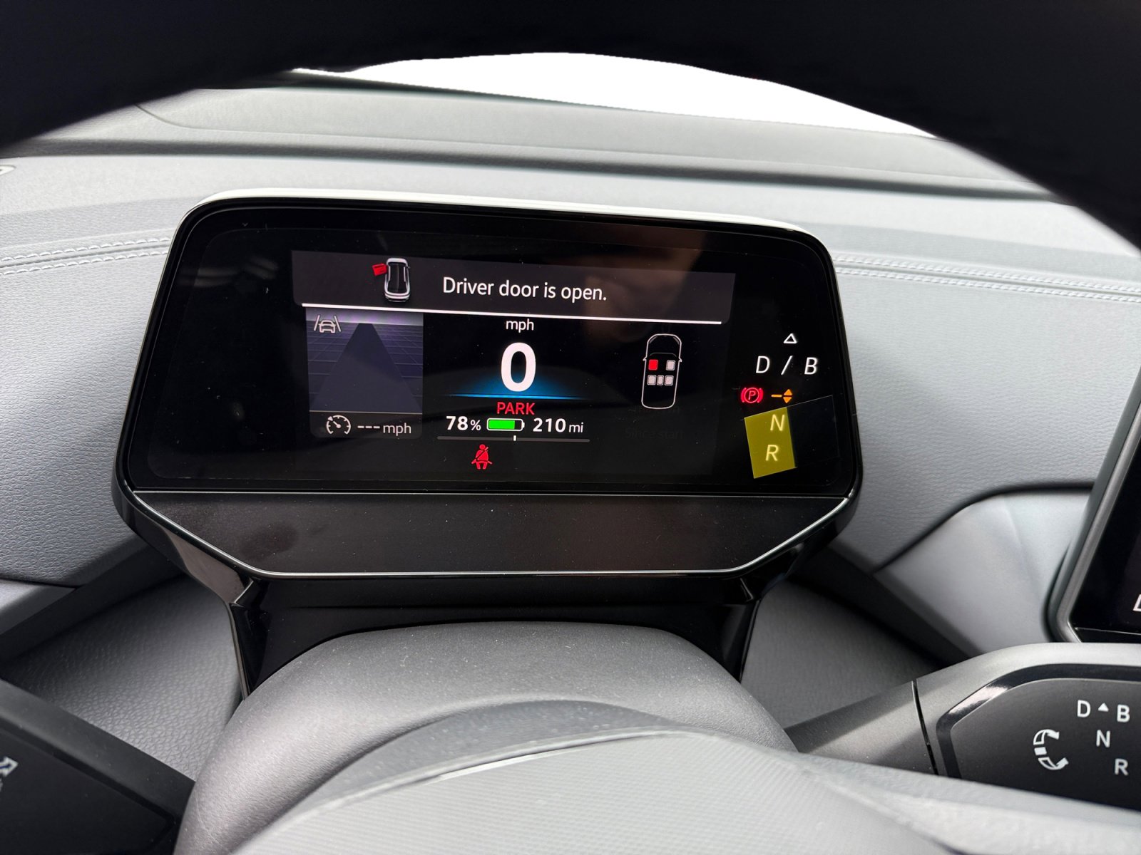 New 2025 Volkswagen ID.4 Pro RWD image 11