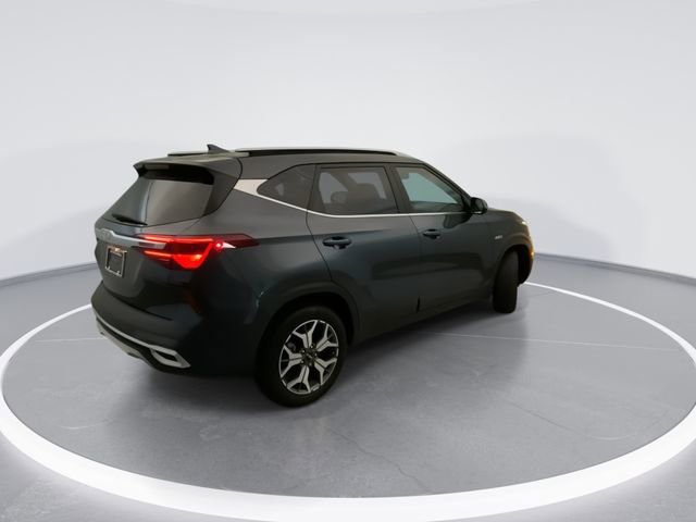 Used 2023 Kia Seltos EX AWD/4WD image 6
