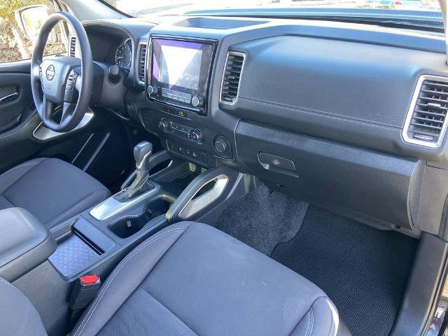 Used 2022 Nissan Frontier SV w/ Technology Package image 23