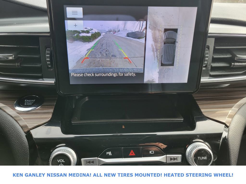 Used 2022 Ford Explorer Limited w/ Equipment Group 301A image 30