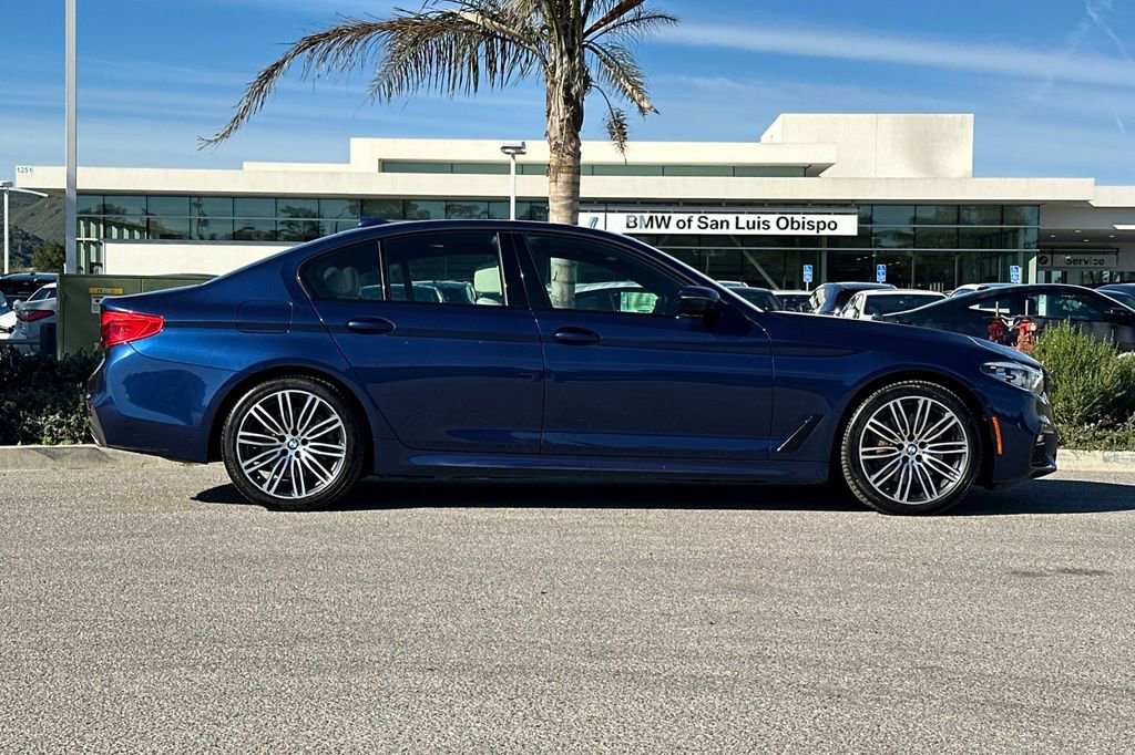 Used 2019 BMW 530e w/ M Sport Package image 2