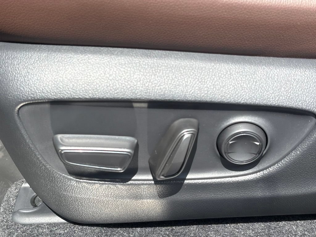 New 2027 Toyota Land Cruiser AWD/4WD image 9