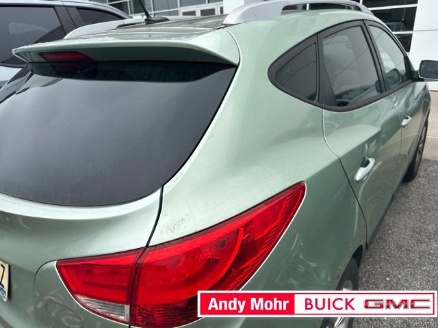Used 2010 Hyundai Tucson GLS w/ Popular Equipment Pkg 2 AWD/4WD image 6