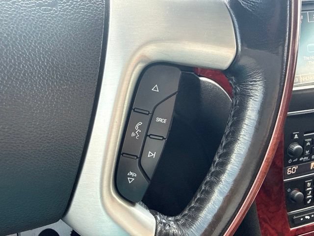 Used 2011 Cadillac Escalade Premium AWD/4WD image 25
