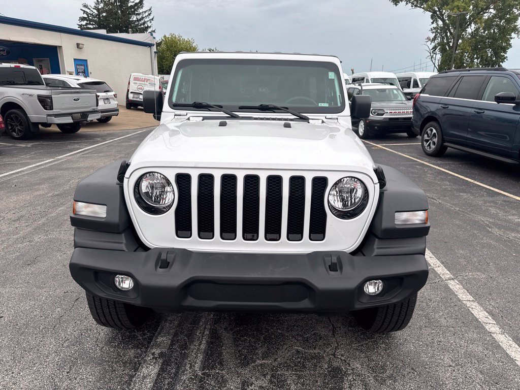 Used 2023 Jeep Wrangler Unlimited Sport AWD/4WD image 9