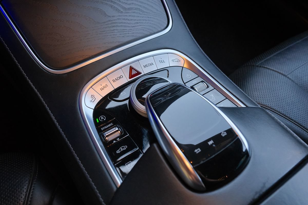 Used 2020 Mercedes-Benz S 560 Sedan image 26