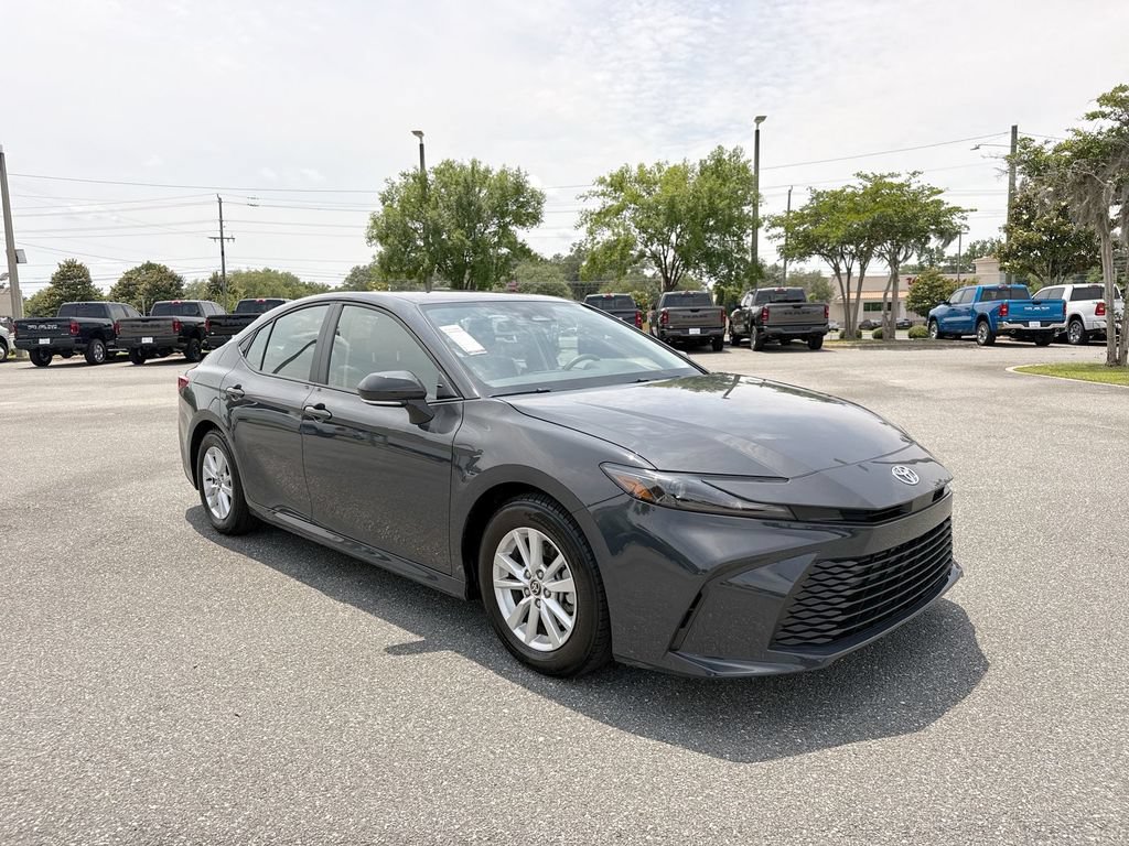 Used 2025 Toyota Camry LE FWD image 1