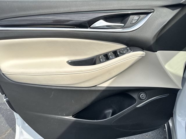 Certified 2022 Buick Enclave Essence w/ Experience Buick Package FWD image 10