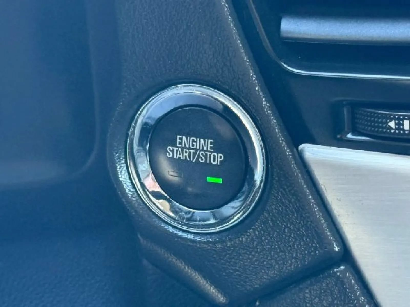 Used 2019 GMC Yukon Denali AWD/4WD image 36