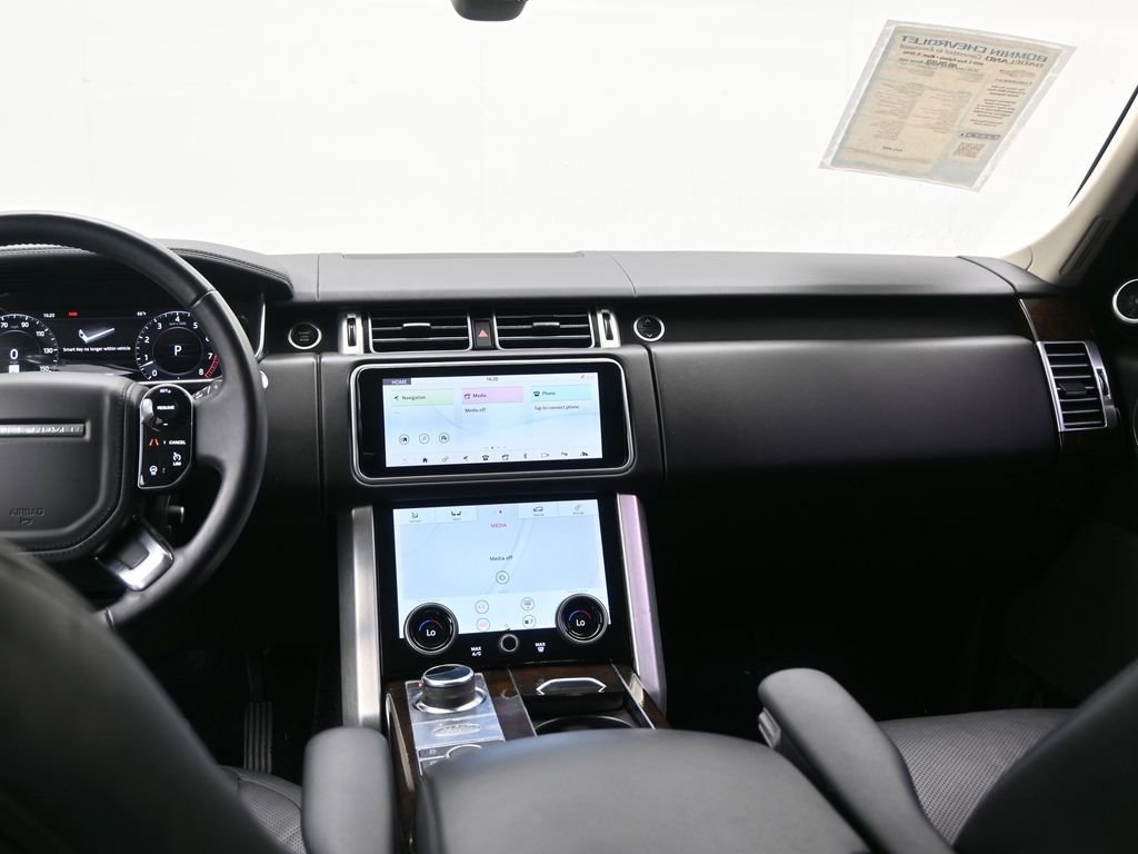 Used 2020 Land Rover Range Rover HSE image 15