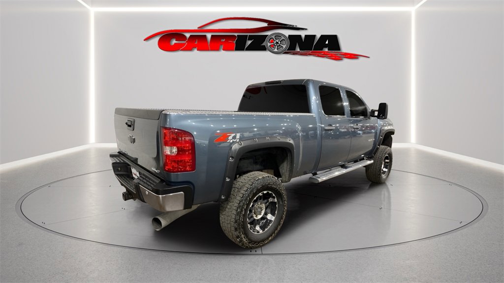 Used 2010 Chevrolet Silverado 2500 LT w/ Interior Plus Package image 3