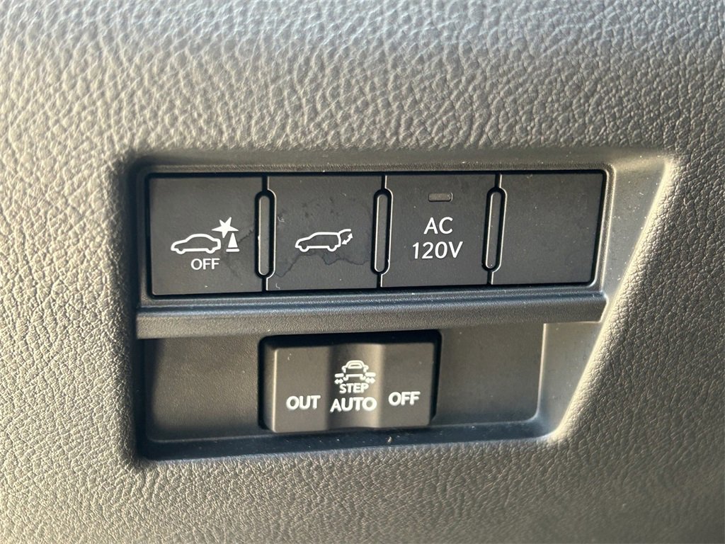 Used 2025 Lexus GX 550 image 33