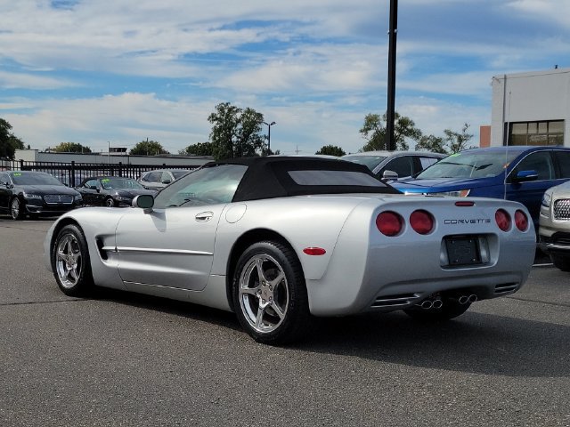 Used 2002 Chevrolet Corvette Convertible w/ Preferred Equipment Group2 RWD image 3