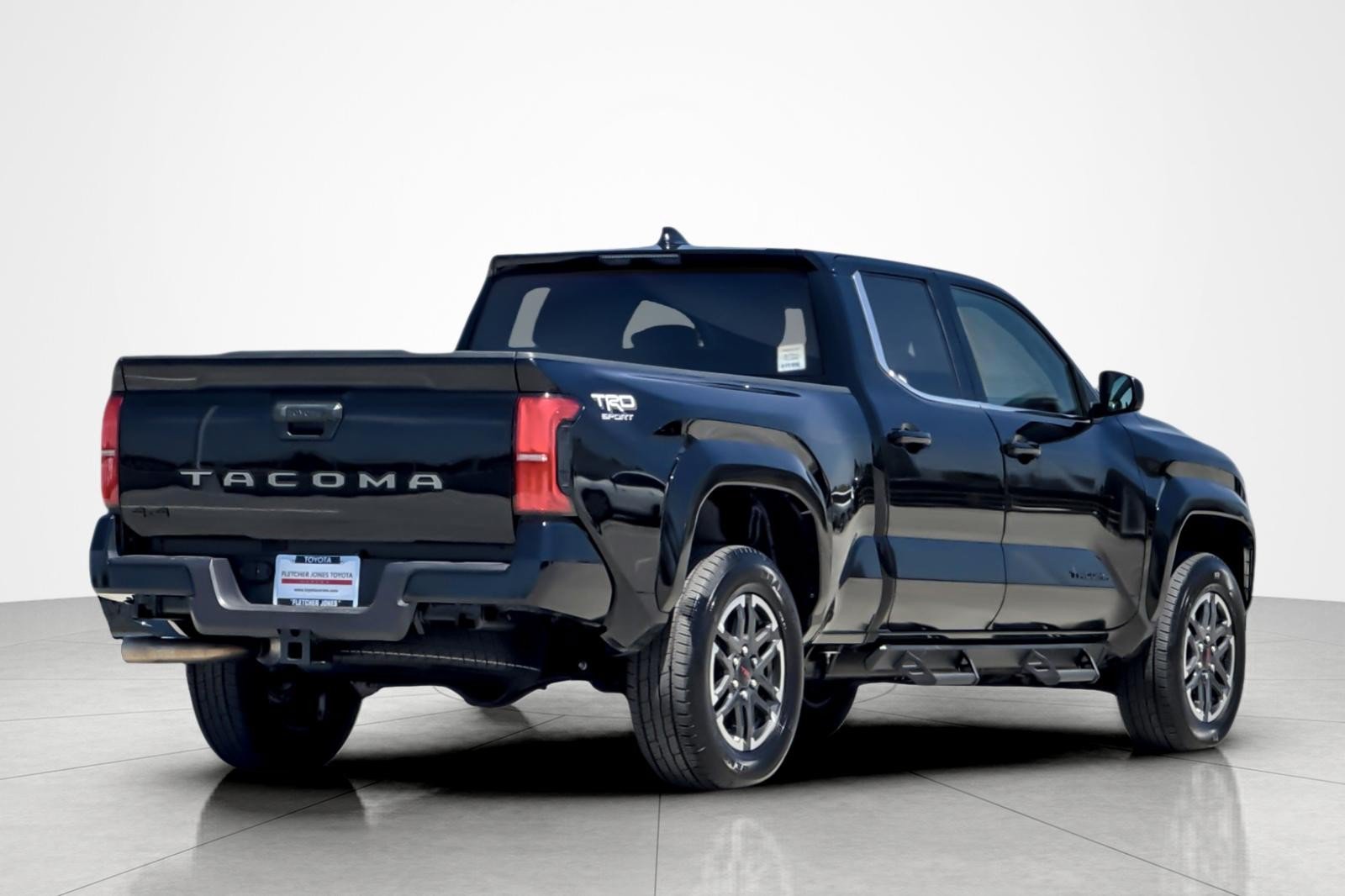 Certified 2025 Toyota Tacoma TRD Sport AWD/4WD image 5