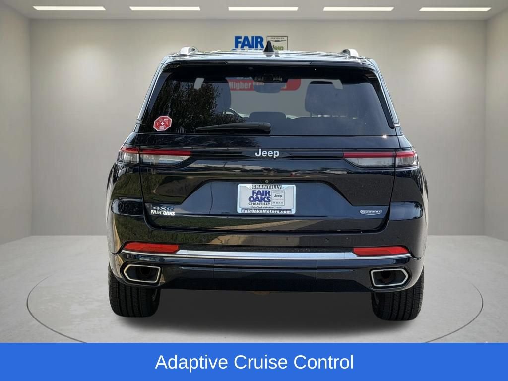 Used 2023 Jeep Grand Cherokee Summit w/ Luxury Tech Group V AWD/4WD image 9