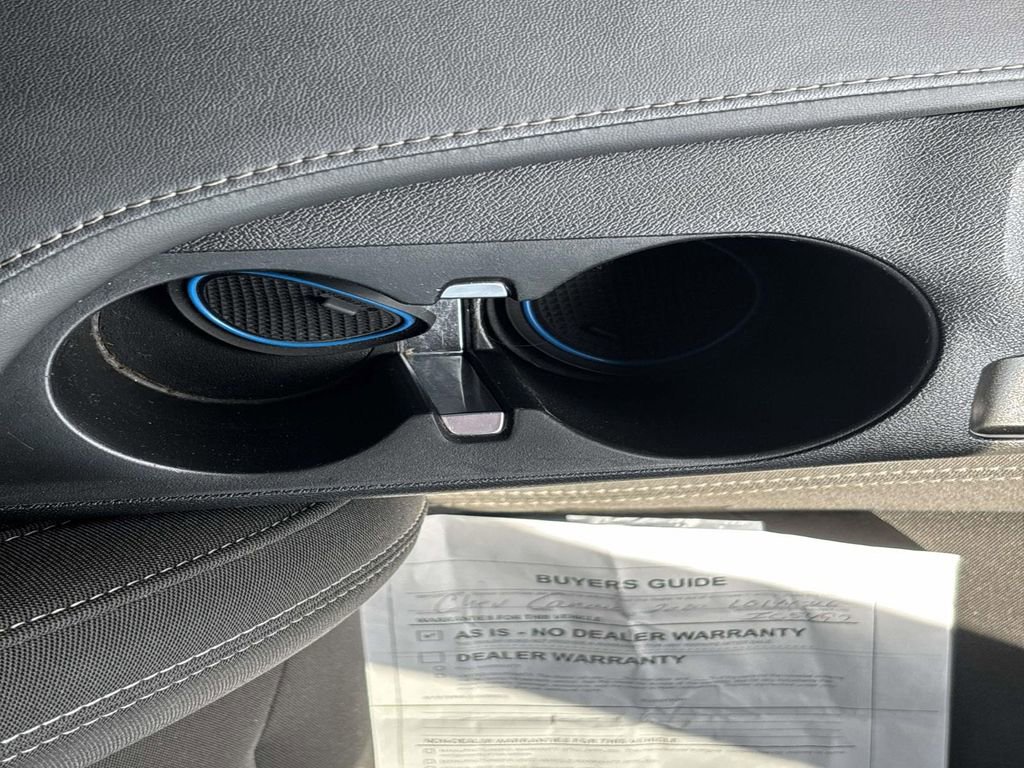 Used 2020 Chevrolet Camaro LT w/ Technology Package RWD image 19