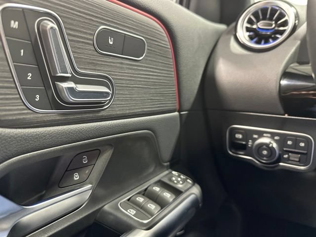 Used 2026 Mercedes-Benz GLA 250 4MATIC image 15