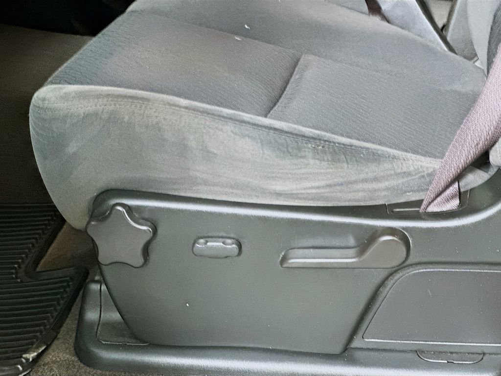 Used 2009 GMC Sierra 2500 SLE w/ Convenience Package RWD image 20