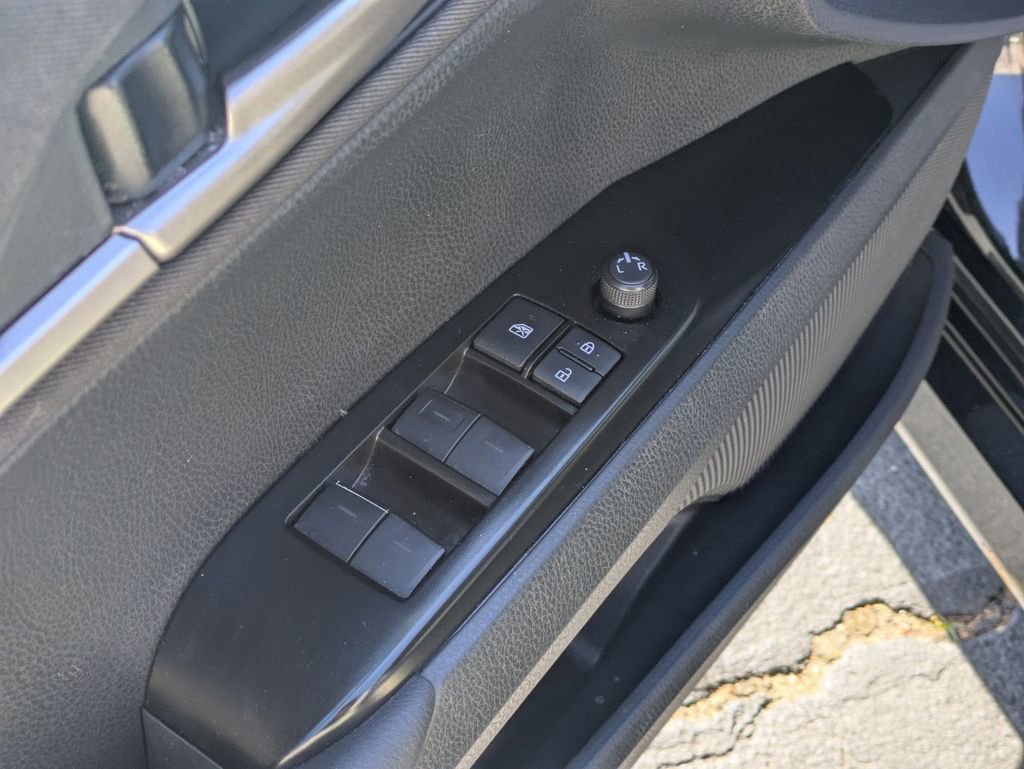 Used 2025 Toyota Camry LE FWD image 14
