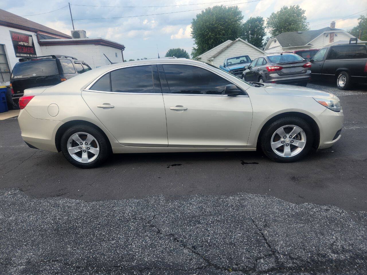 Used 2015 Chevrolet Malibu LS FWD image 4