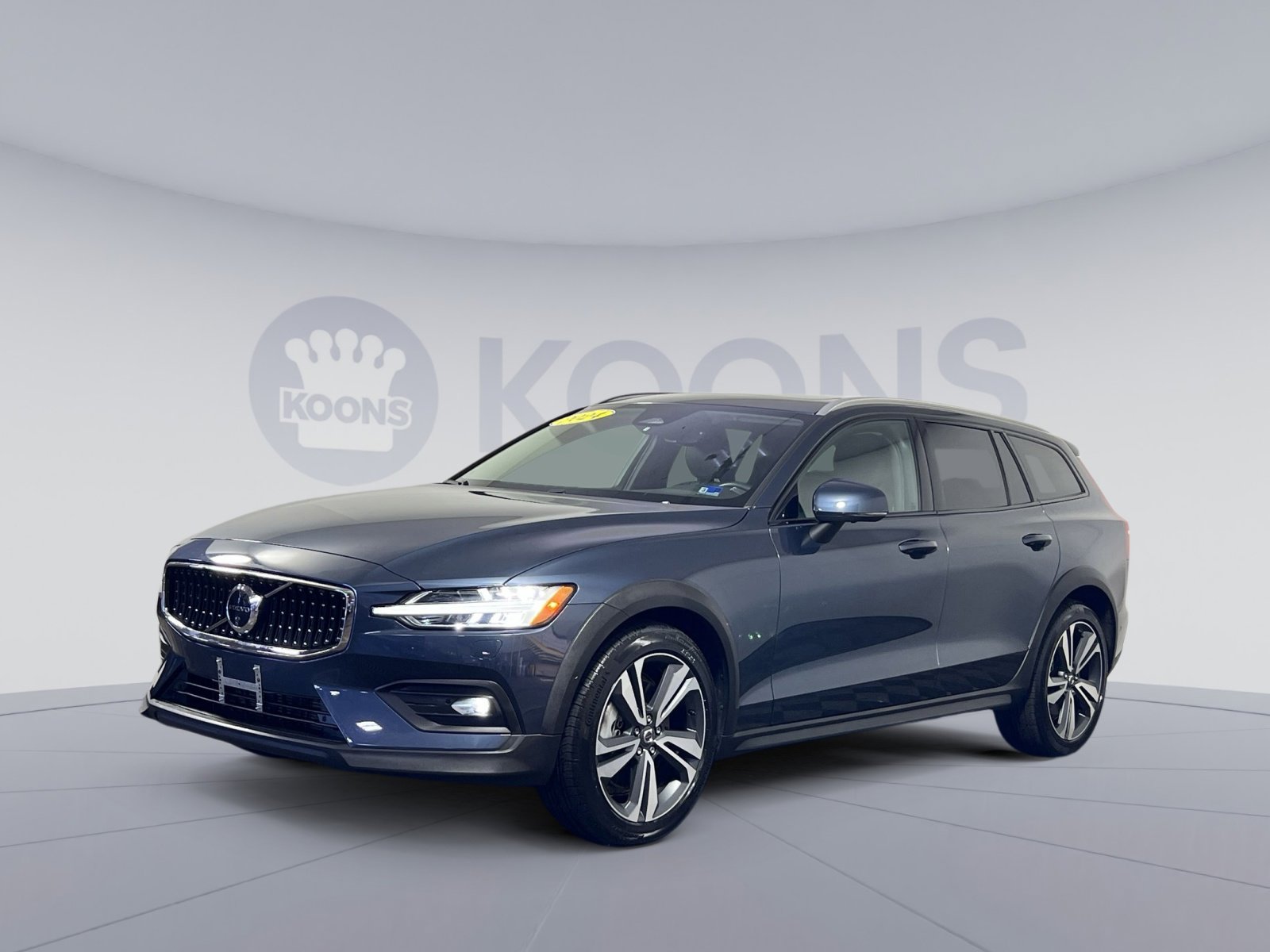 Used 2024 Volvo V60 B5 Cross Country Plus w/ Protection Package Premier