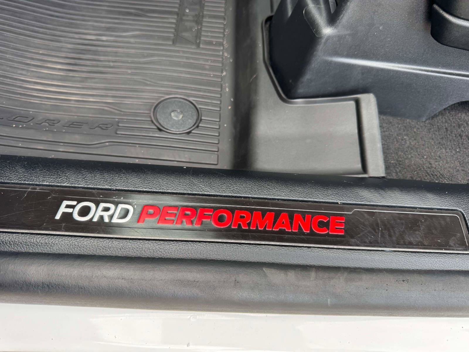 Certified 2022 Ford Explorer ST w/ ST Street Pack image 19