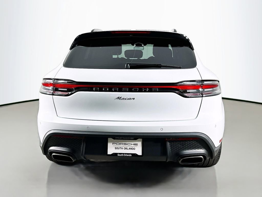 Certified 2026 Porsche Macan AWD/4WD image 10