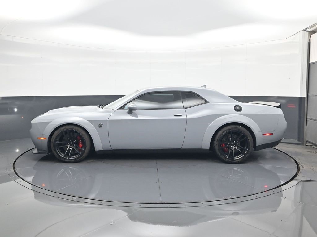 Used 2021 Dodge Challenger SRT Hellcat image 4
