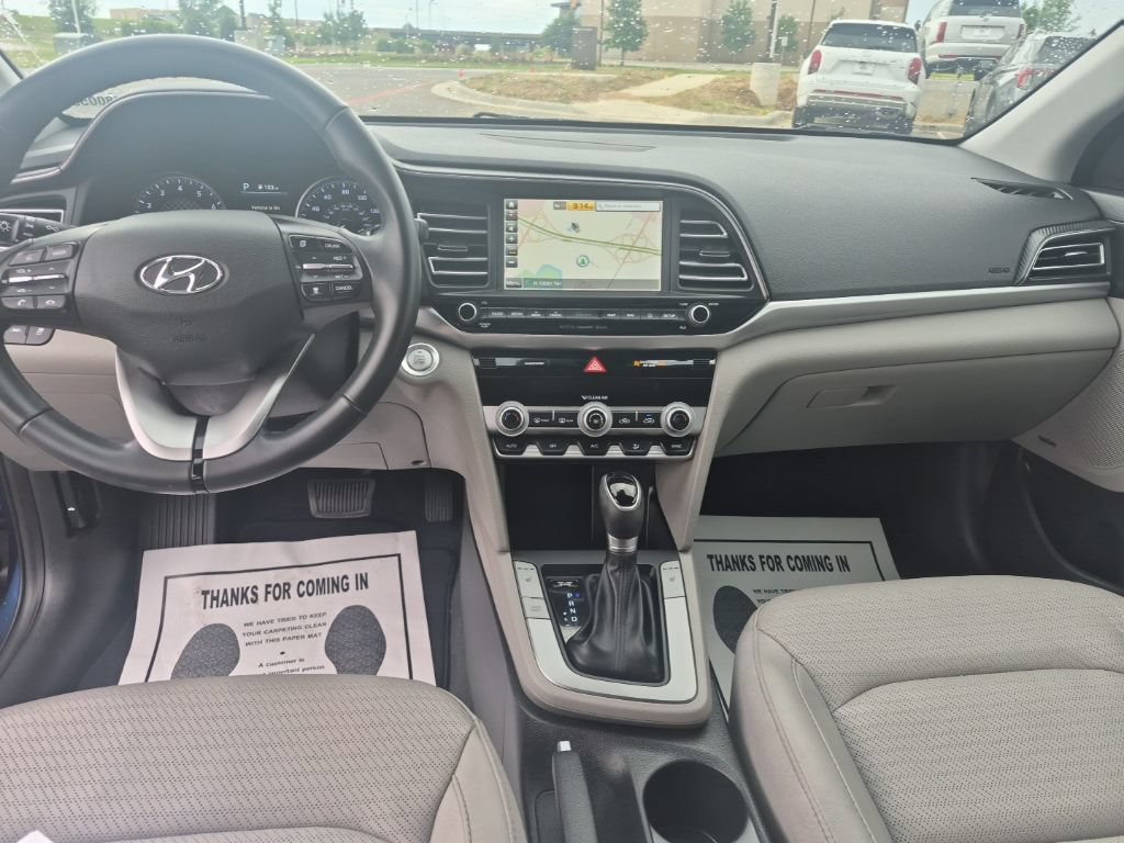 Used 2020 Hyundai Elantra Limited w/ Ultimate Package 03 FWD image 11