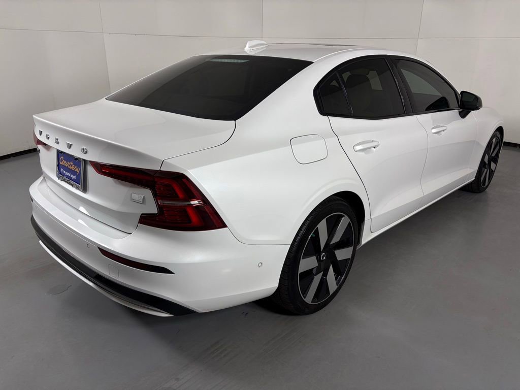 Used 2024 Volvo S60 T8 Ultimate w/ Climate Package image 8