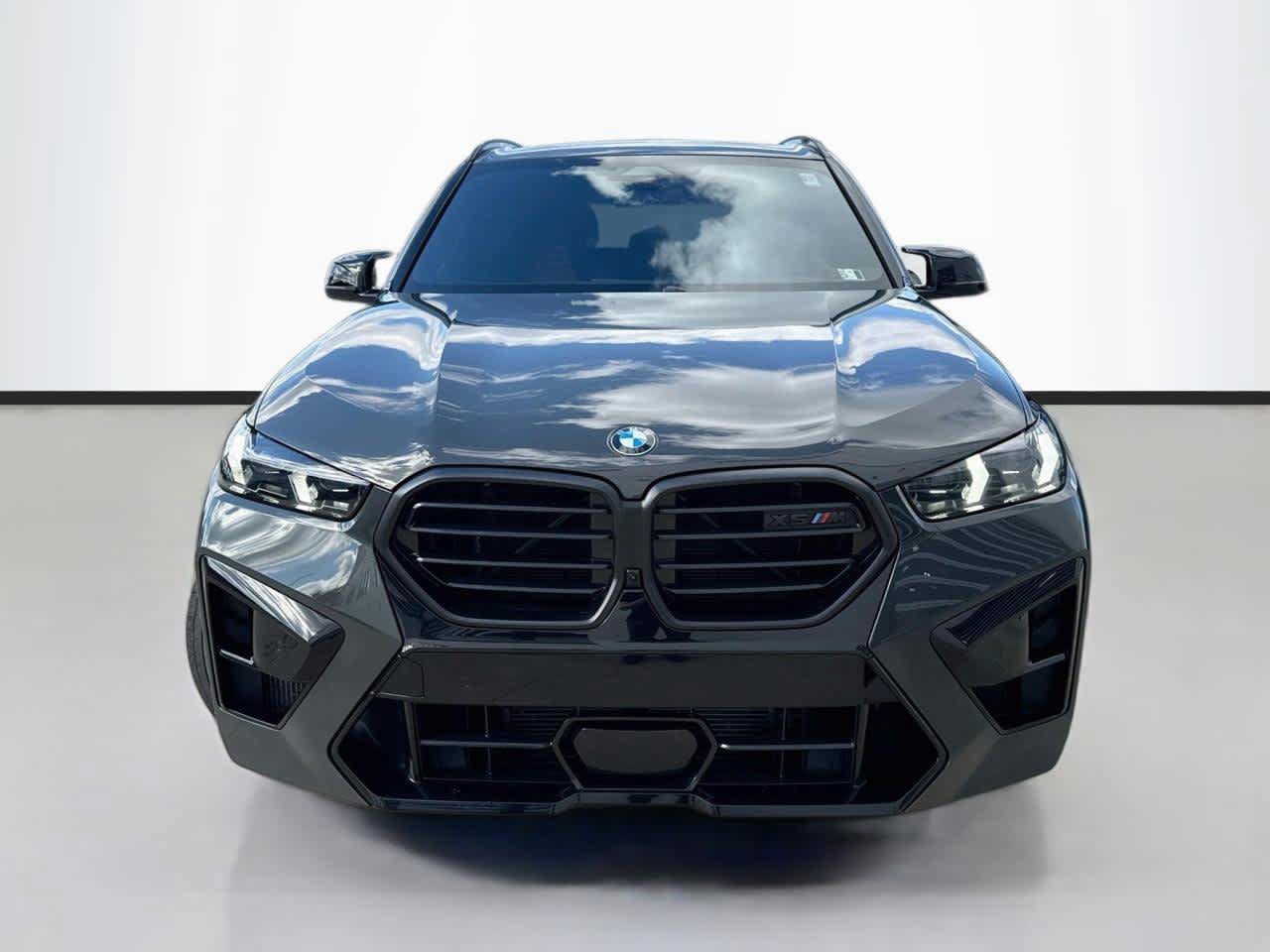 Used 2025 BMW X5 M Competition w/ Executive Package AWD/4WD image 2
