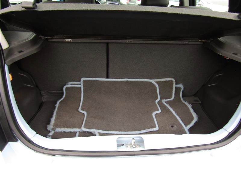 Used 2015 Chevrolet Spark LT image 34