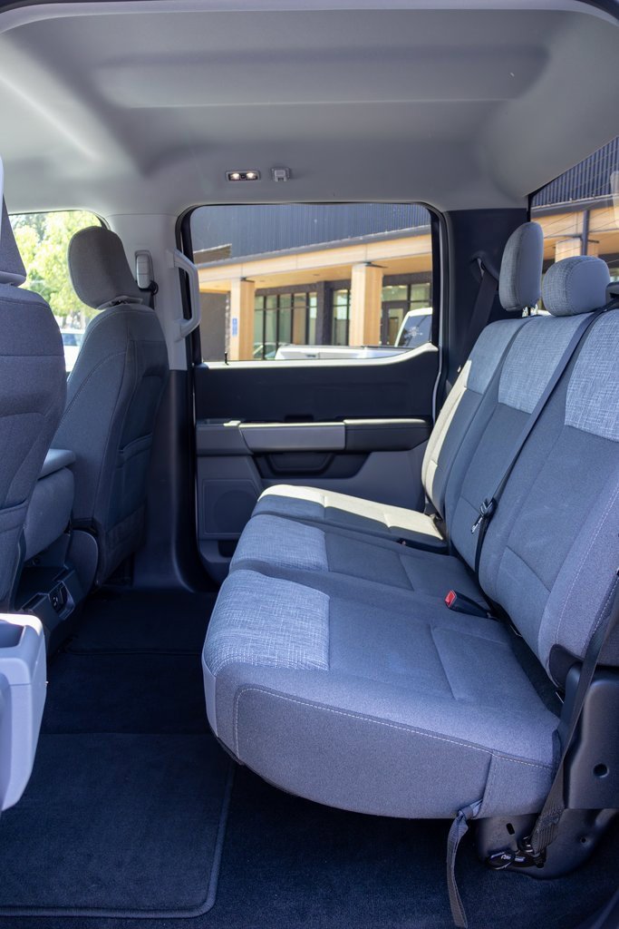 Used 2023 Ford F150 XLT w/ Trailer Tow Package image 14