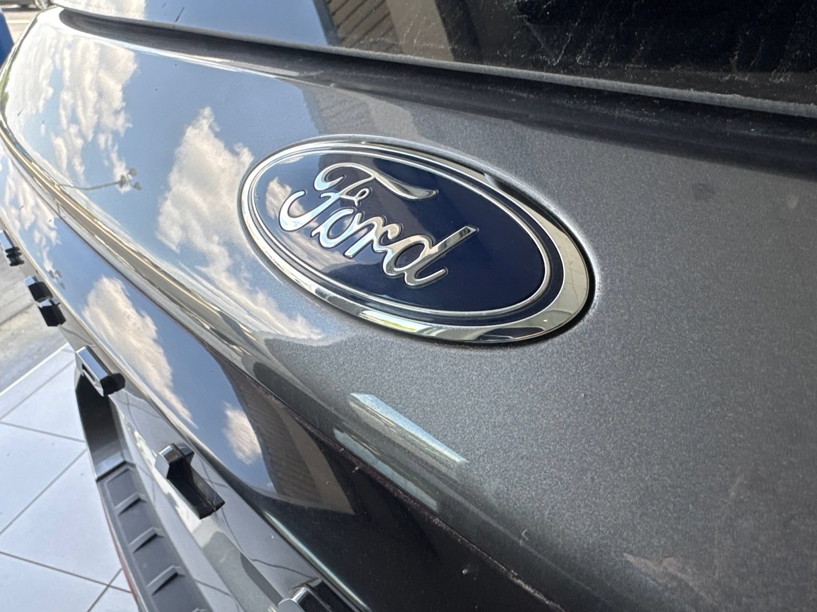 Used 2025 Ford Explorer ST-Line AWD/4WD image 11