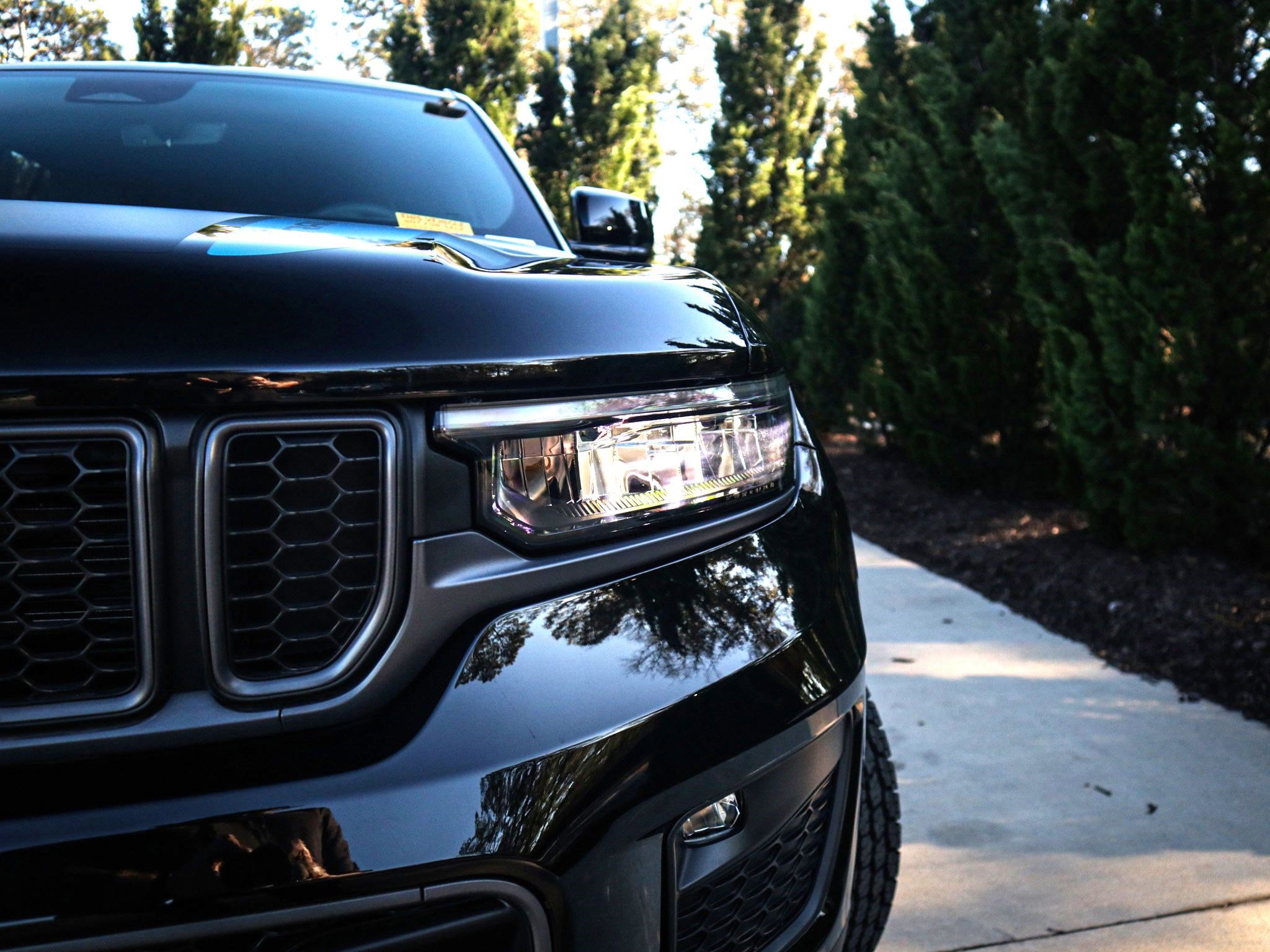 Used 2022 Jeep Grand Cherokee Trailhawk AWD/4WD image 5