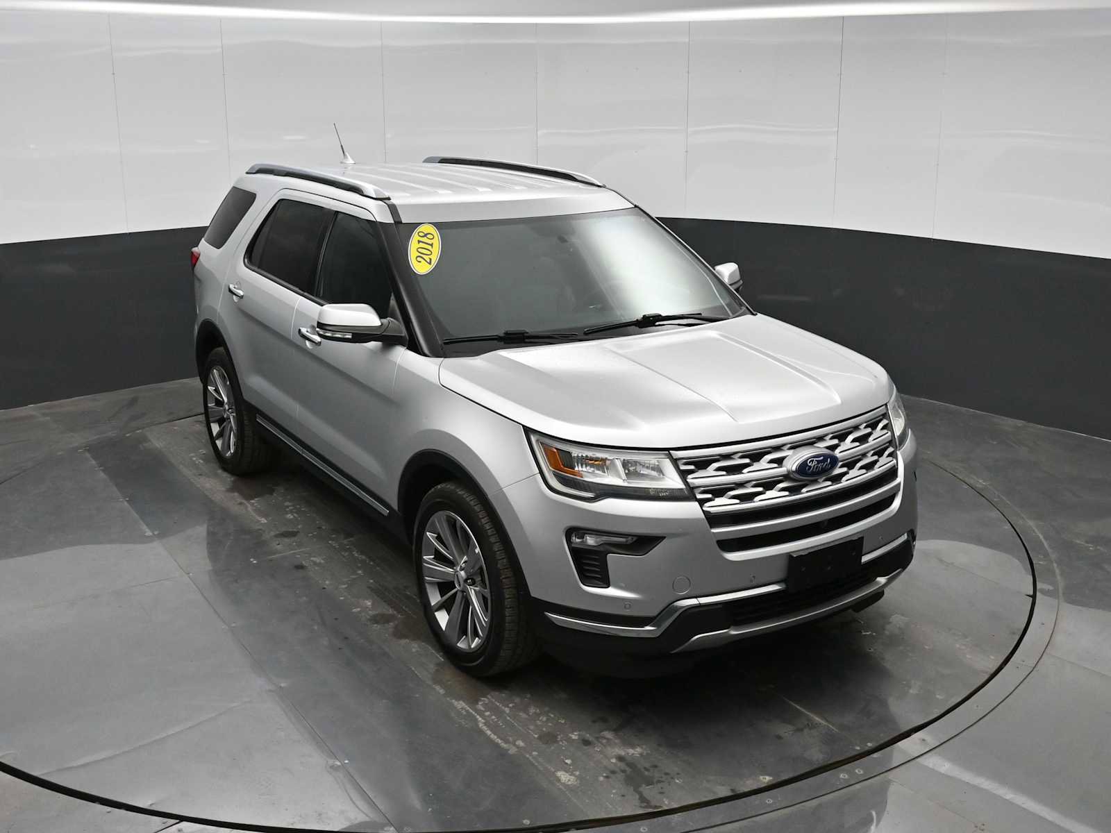 Used 2018 Ford Explorer Limited image 22