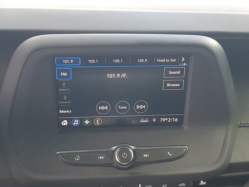 Used 2020 Chevrolet Camaro LS image 27