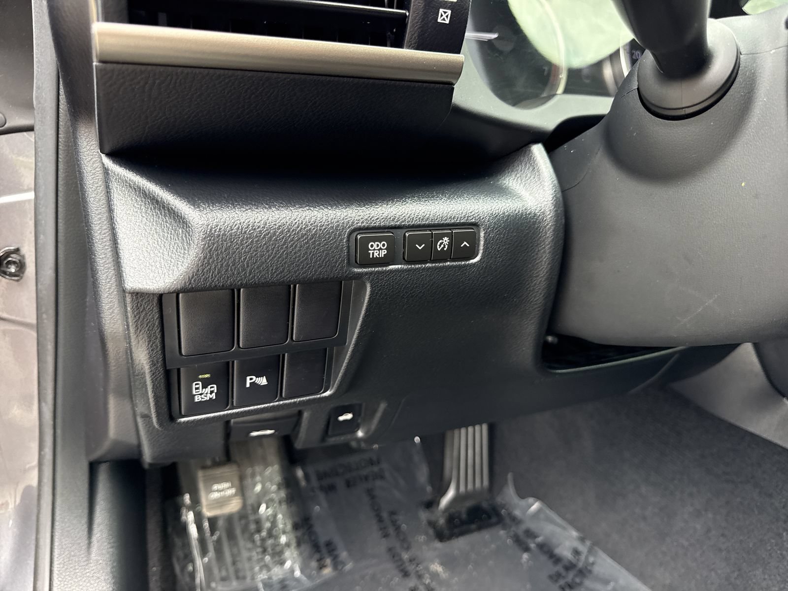 Used 2015 Lexus RC 350 w/ Navigation System Package RWD image 33