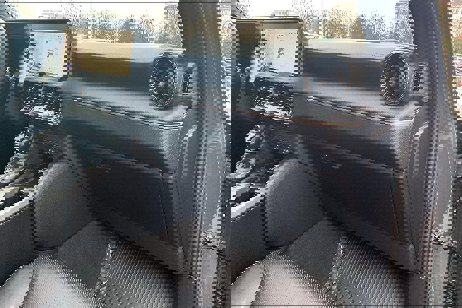 Used 2025 Toyota Land Cruiser image 15