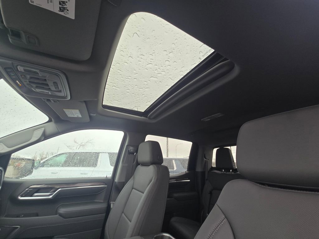 New 2026 Chevrolet Silverado 1500 LTZ w/ LTZ Premium Package image 18