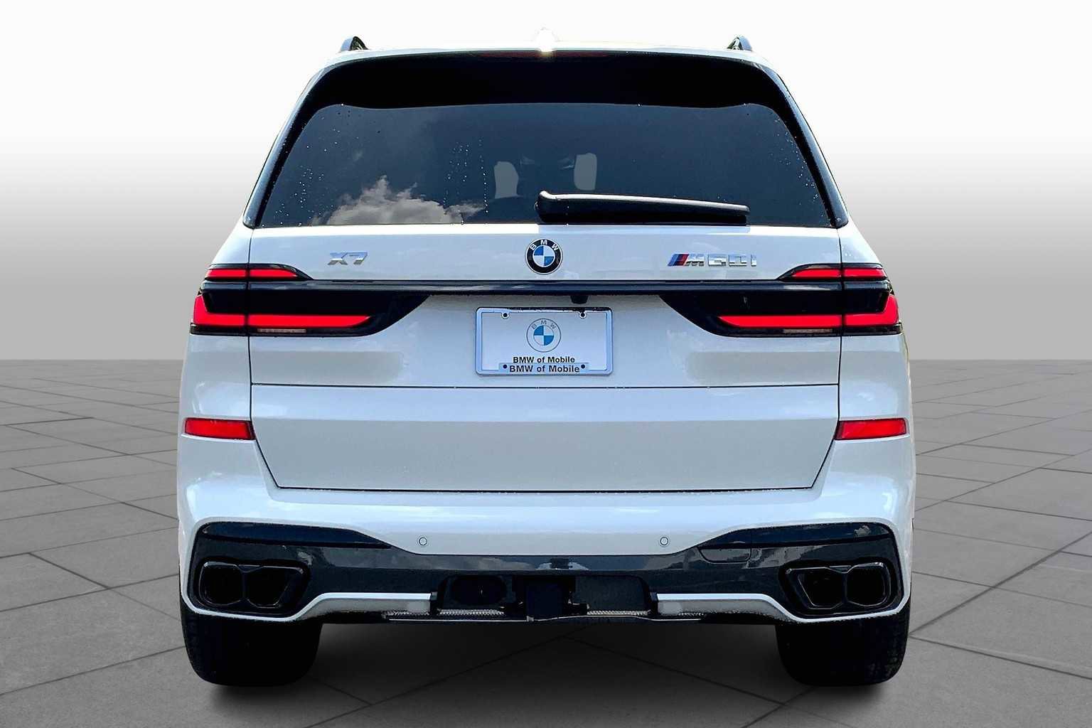 New 2026 BMW X7 M60i image 4