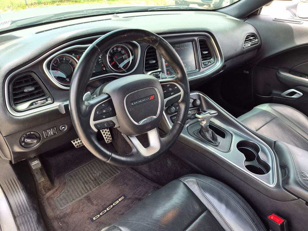 Used 2016 Dodge Challenger R/T Plus RWD image 30