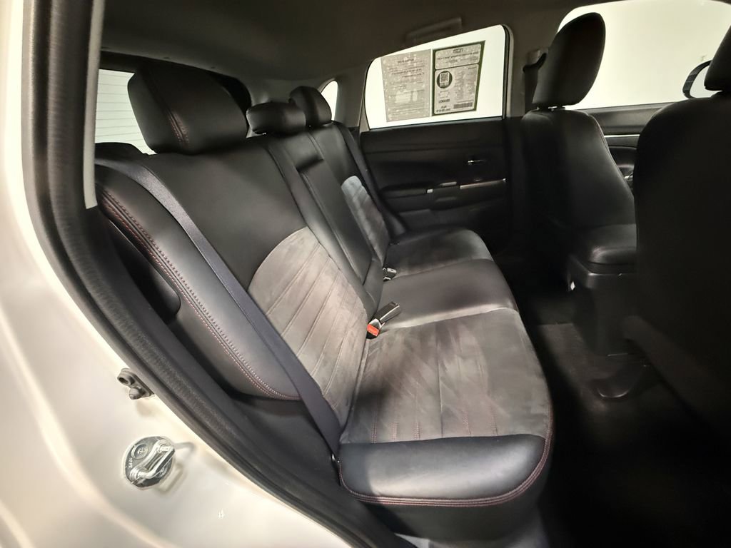 Used 2019 Mitsubishi Outlander Sport GT image 12