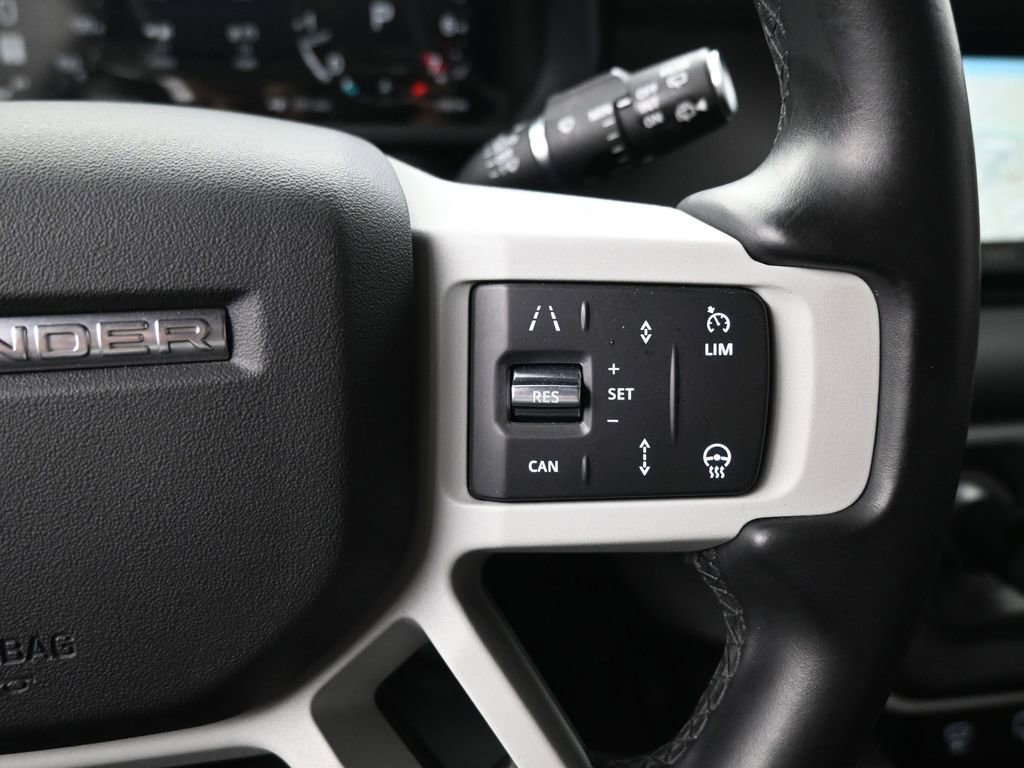 Used 2024 Land Rover Defender 110 S image 19