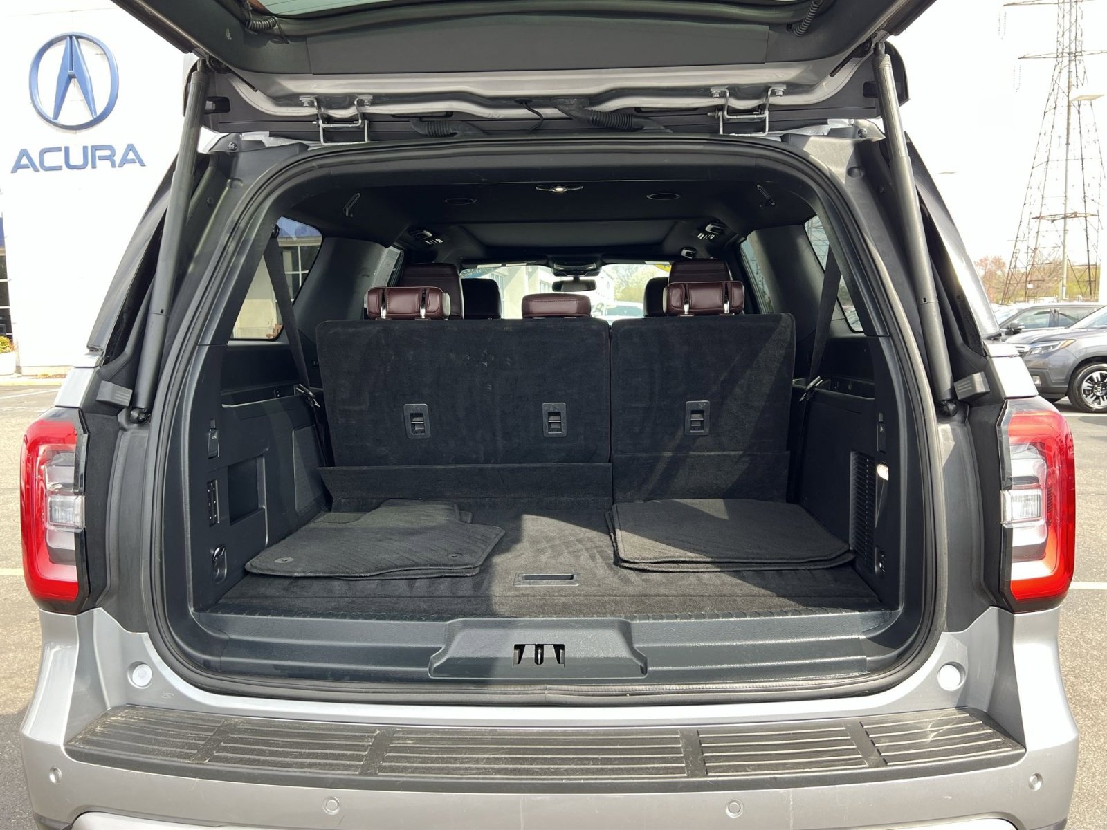 Used 2024 Ford Expedition Max Limited image 24