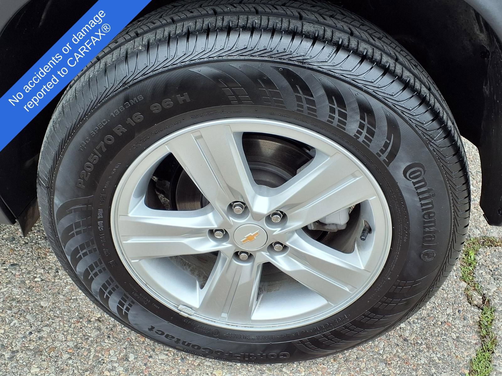 Used 2022 Chevrolet Trax LS w/ Tint and Cruise Package AWD/4WD image 9
